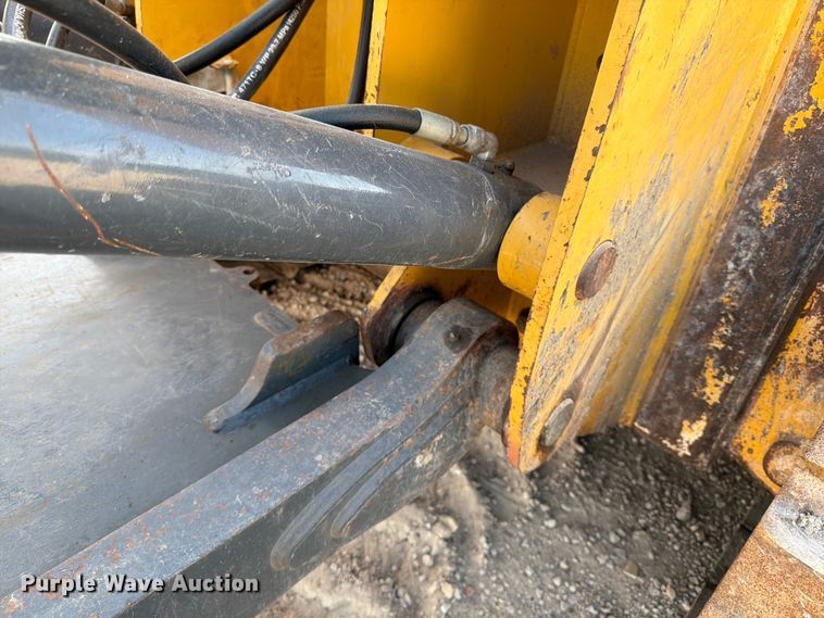 image for item ED5941 2018 John Deere 850K dozer