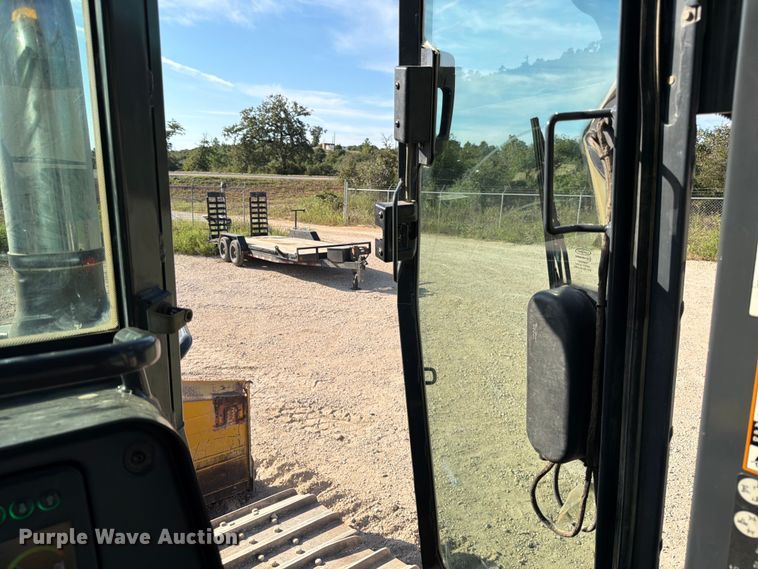 image for item ED5941 2018 John Deere 850K dozer