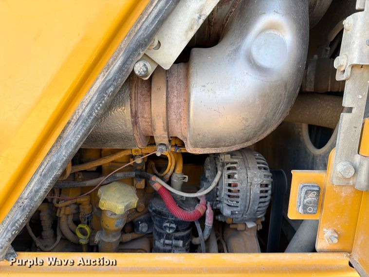 image for item ED5941 2018 John Deere 850K dozer