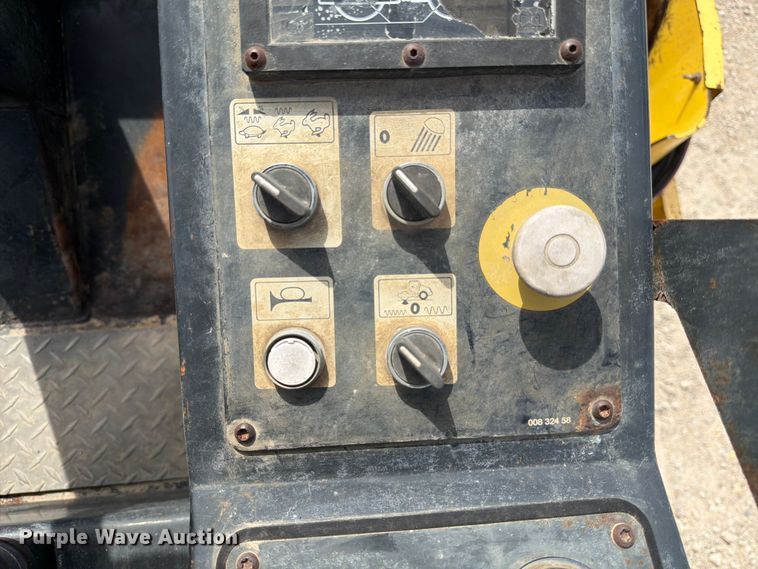 image for item ED5943 Bomag BW 213 PDH-3 single drum vibratory roller