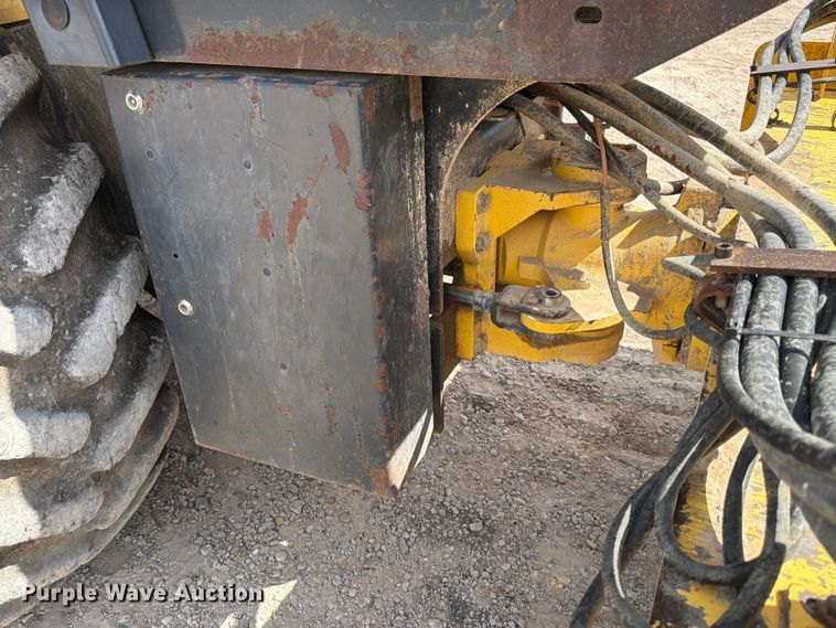 image for item ED5944 2006 Bomag BW 213 PDH-3 single drum vibratory roller