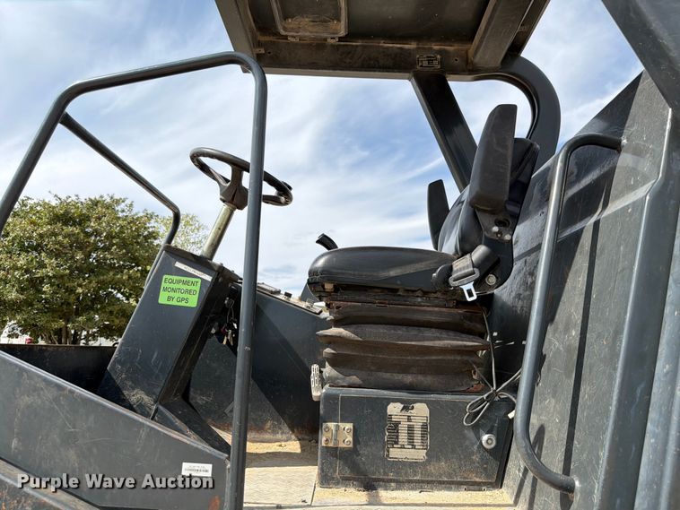 image for item ED5944 2006 Bomag BW 213 PDH-3 single drum vibratory roller