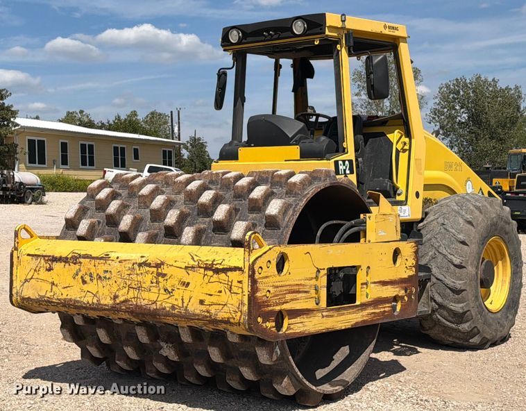 image for item ED5945 2015 Bomag BW 211 PD-50 single drum vibratory roller