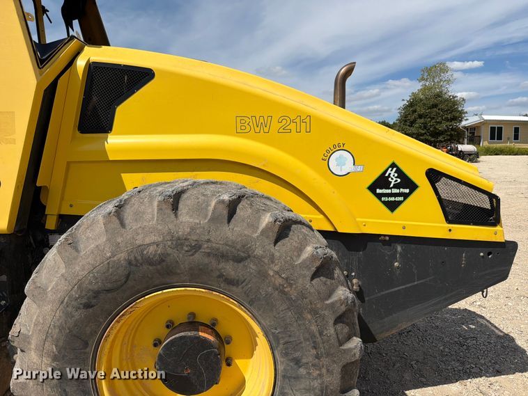 image for item ED5945 2015 Bomag BW 211 PD-50 single drum vibratory roller