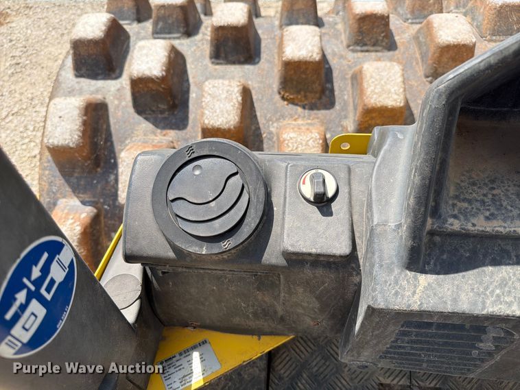 image for item ED5945 2015 Bomag BW 211 PD-50 single drum vibratory roller