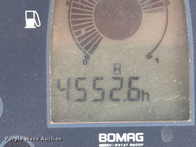 image for item ED5945 2015 Bomag BW 211 PD-50 single drum vibratory roller