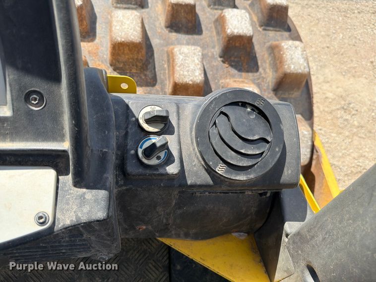 image for item ED5945 2015 Bomag BW 211 PD-50 single drum vibratory roller