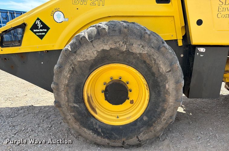 image for item ED5945 2015 Bomag BW 211 PD-50 single drum vibratory roller