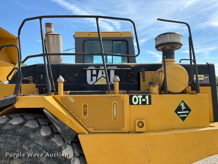 image for item ED5947 Caterpillar D400 articulated haul truck