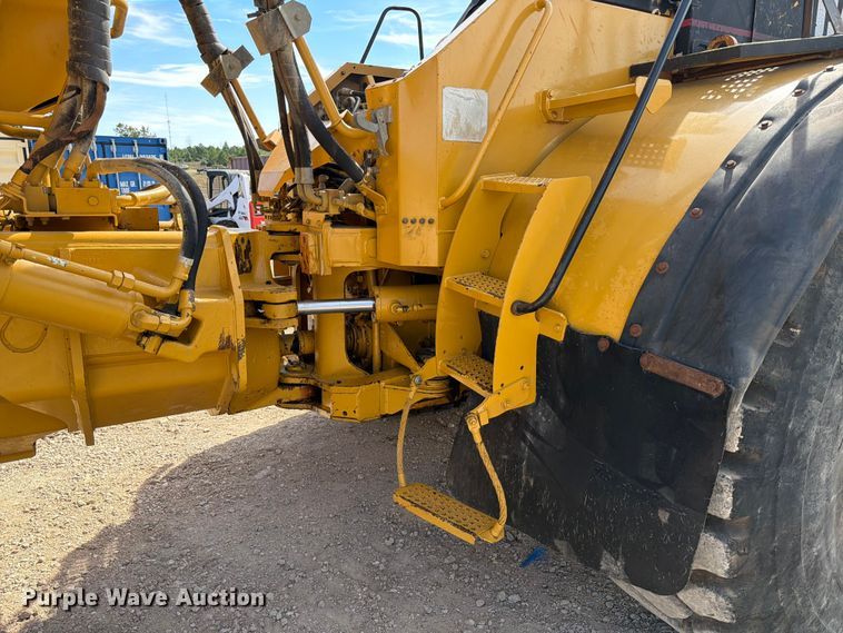 image for item ED5947 Caterpillar D400 articulated haul truck