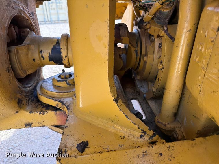 image for item ED5947 Caterpillar D400 articulated haul truck