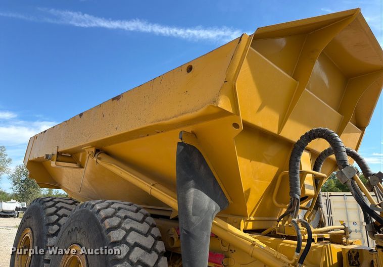 image for item ED5947 Caterpillar D400 articulated haul truck