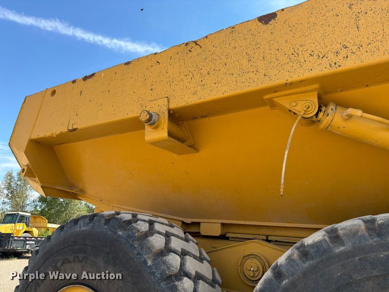 image for item ED5947 Caterpillar D400 articulated haul truck