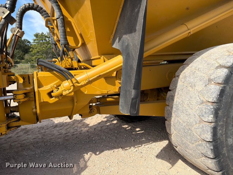 image for item ED5947 Caterpillar D400 articulated haul truck