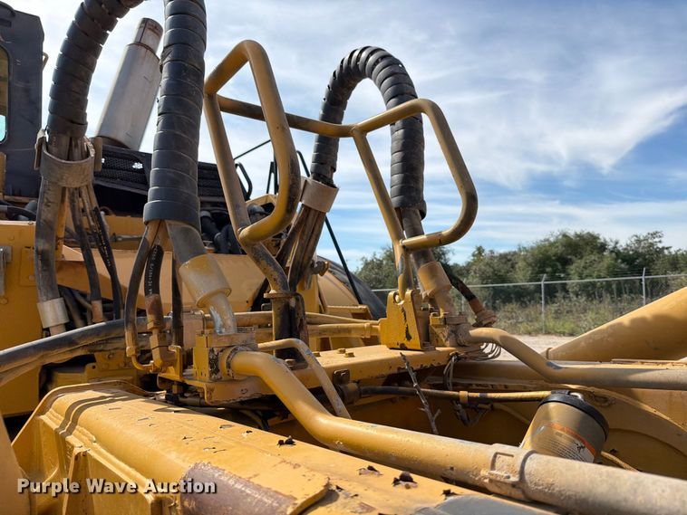 image for item ED5947 Caterpillar D400 articulated haul truck