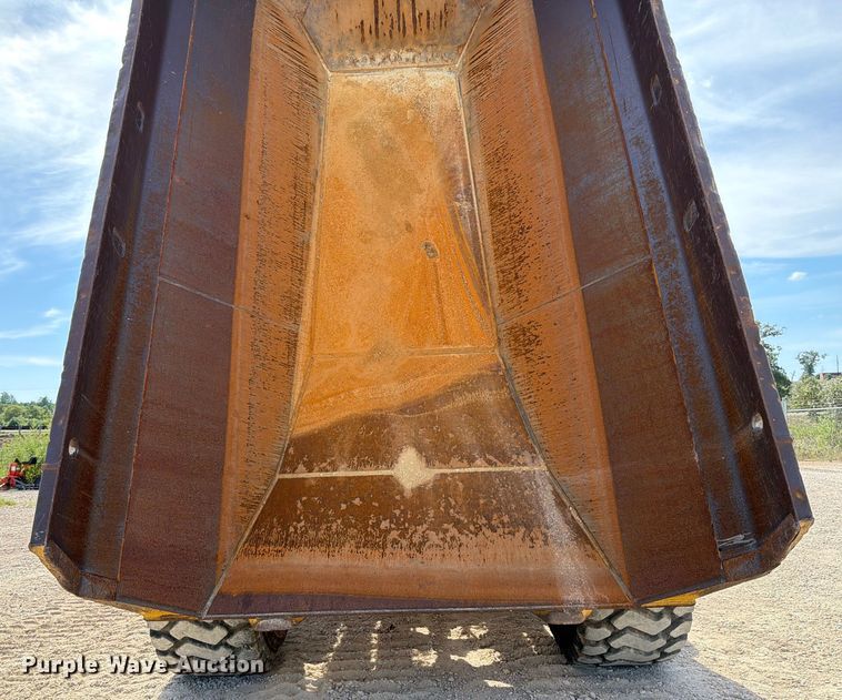 image for item ED5947 Caterpillar D400 articulated haul truck