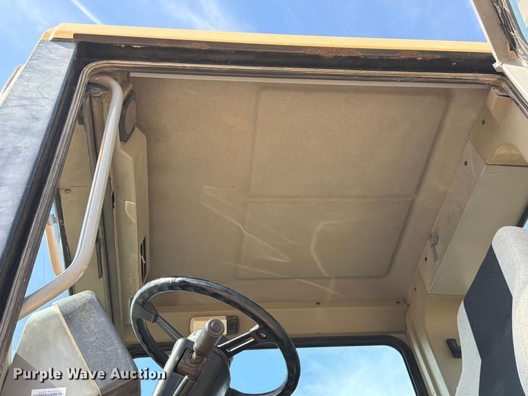 image for item ED5947 Caterpillar D400 articulated haul truck