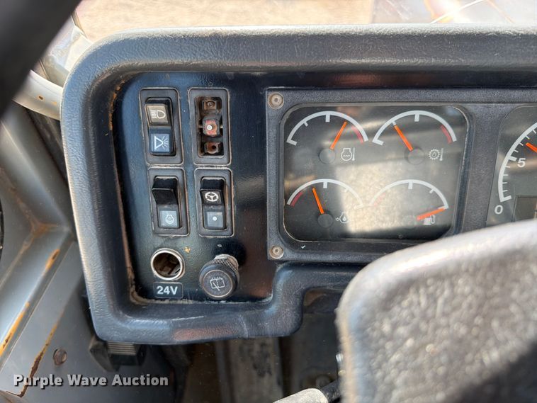 image for item ED5947 Caterpillar D400 articulated haul truck