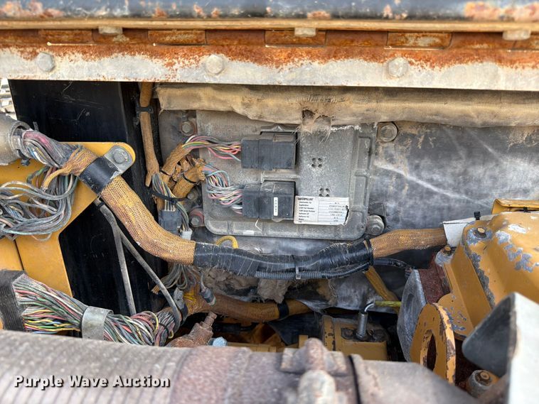 image for item ED5947 Caterpillar D400 articulated haul truck