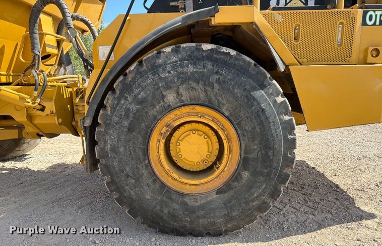 image for item ED5947 Caterpillar D400 articulated haul truck