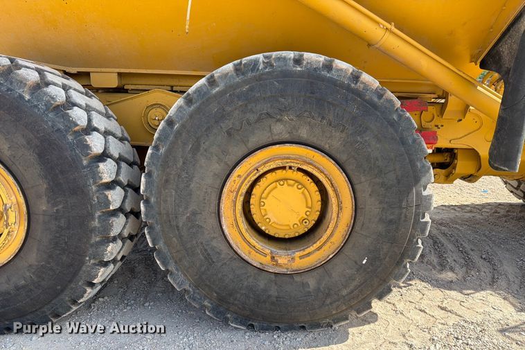 image for item ED5947 Caterpillar D400 articulated haul truck