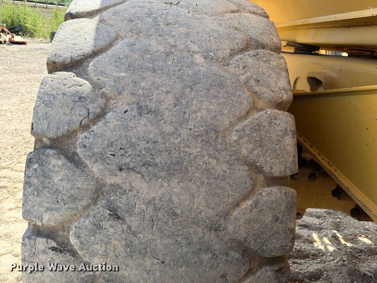 image for item ED5947 Caterpillar D400 articulated haul truck