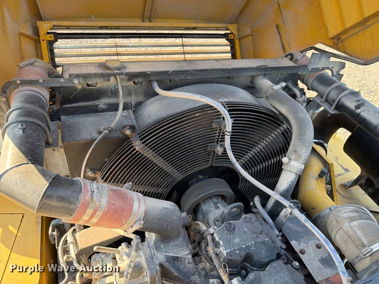 image for item ED5948 2006 Komatsu HM350-1L articulated haul truck