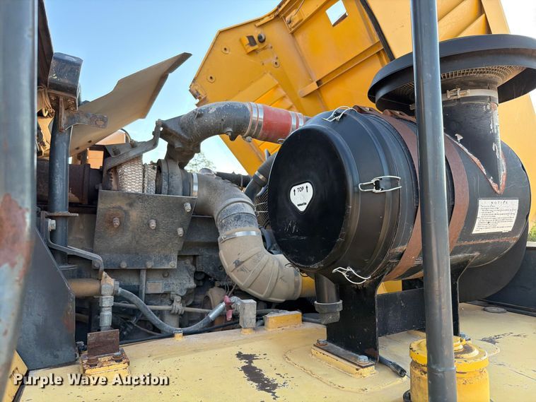 image for item ED5948 2006 Komatsu HM350-1L articulated haul truck