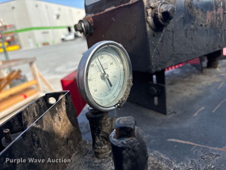 image for item EE4019 2008 CimLine 110 Magma melter applicator