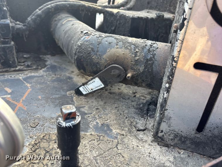 image for item EE4019 2008 CimLine 110 Magma melter applicator