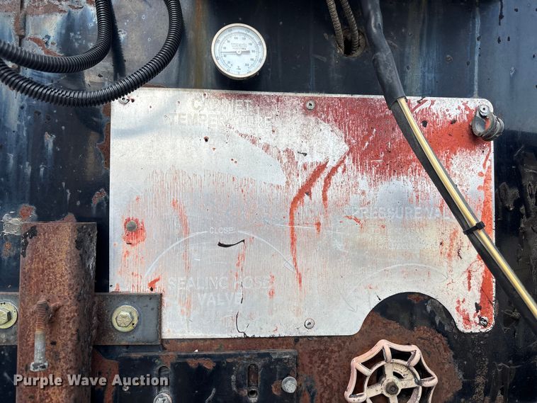 image for item EE4019 2008 CimLine 110 Magma melter applicator