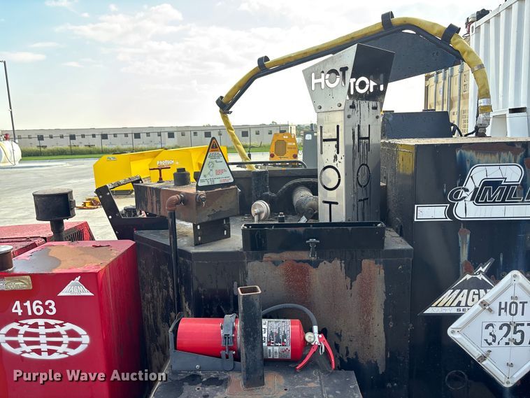 image for item EE4019 2008 CimLine 110 Magma melter applicator