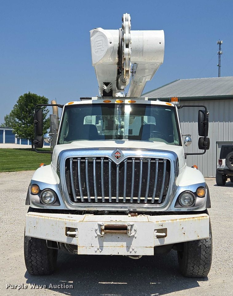 image for item EF1508 2011 International 7500 bucket truck