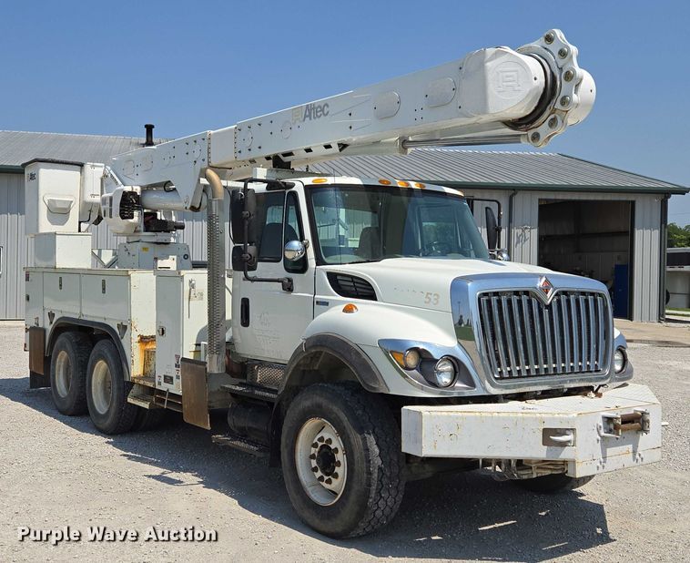 image for item EF1508 2011 International 7500 bucket truck
