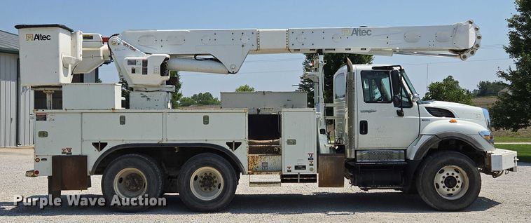 image for item EF1508 2011 International 7500 bucket truck
