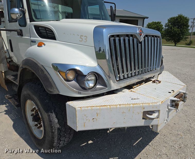 image for item EF1508 2011 International 7500 bucket truck