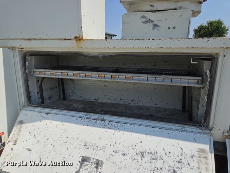 image for item EF1508 2011 International 7500 bucket truck