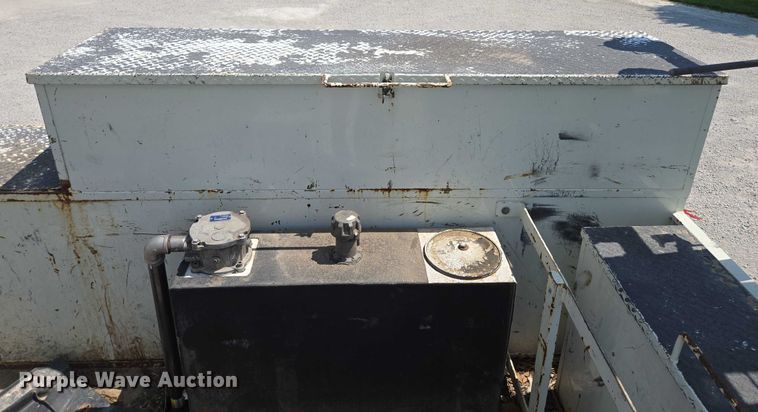 image for item EF1508 2011 International 7500 bucket truck