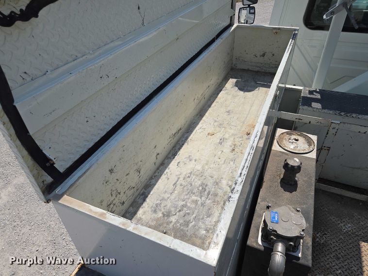 image for item EF1508 2011 International 7500 bucket truck