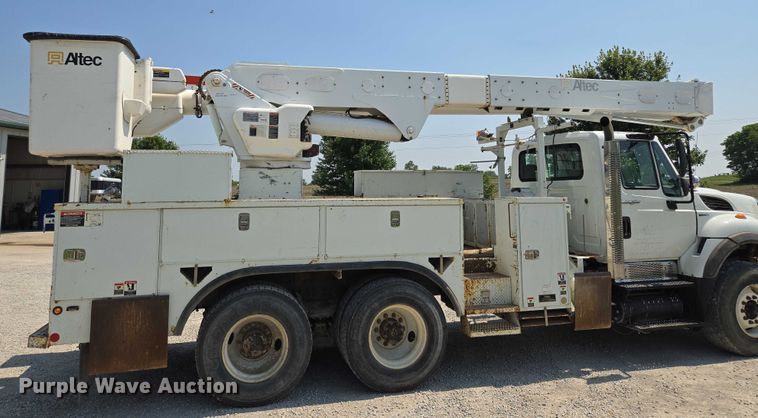 image for item EF1508 2011 International 7500 bucket truck