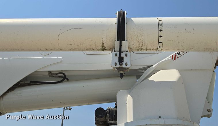 image for item EF1508 2011 International 7500 bucket truck