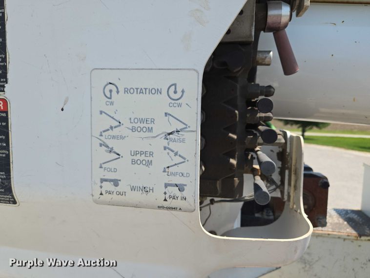 image for item EF1508 2011 International 7500 bucket truck