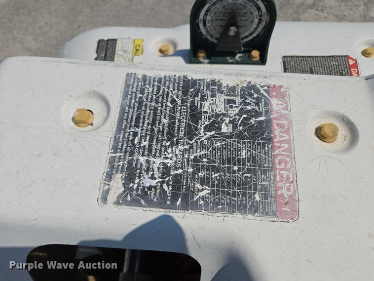 image for item EF1508 2011 International 7500 bucket truck