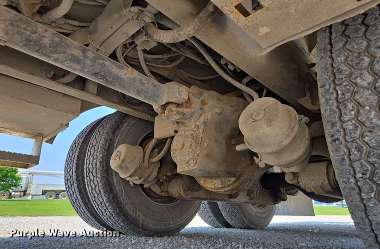 image for item EF1508 2011 International 7500 bucket truck