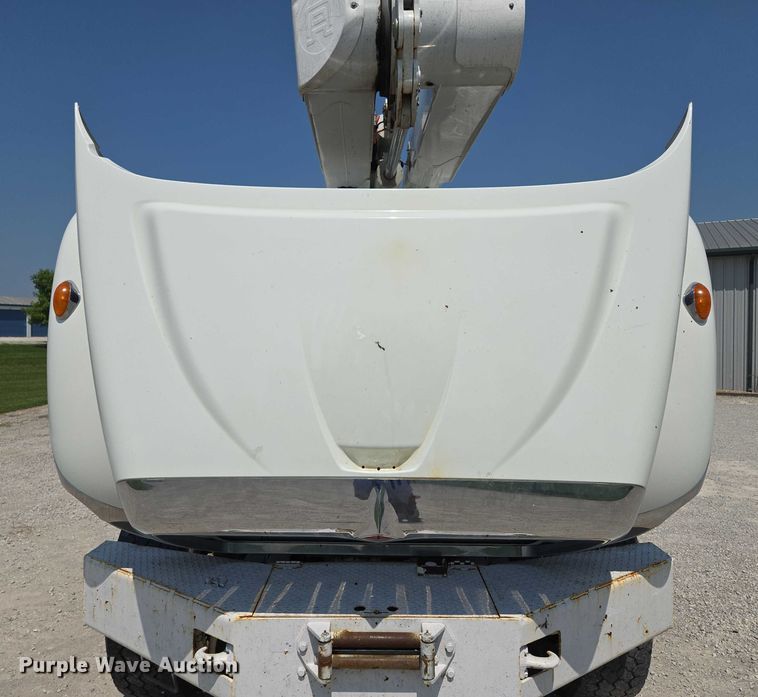 image for item EF1508 2011 International 7500 bucket truck