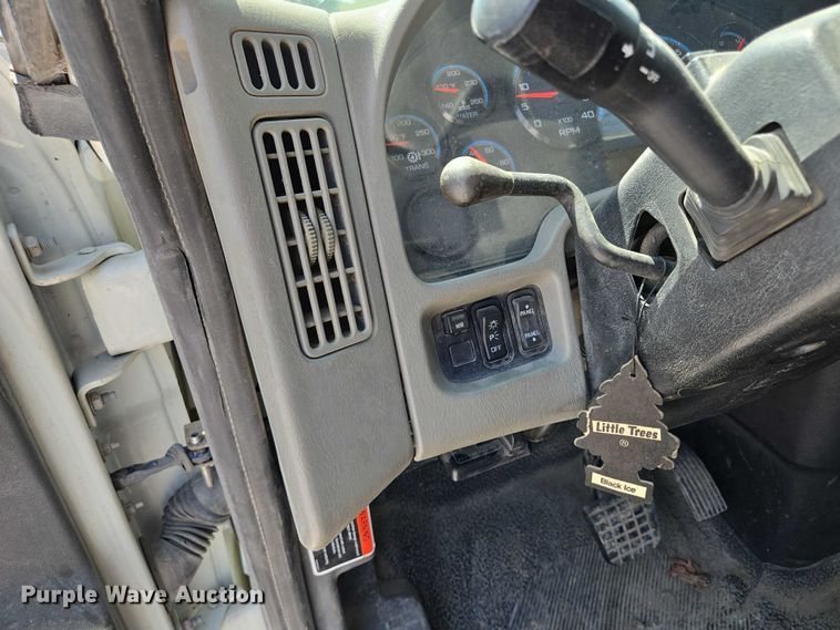 image for item EF1508 2011 International 7500 bucket truck