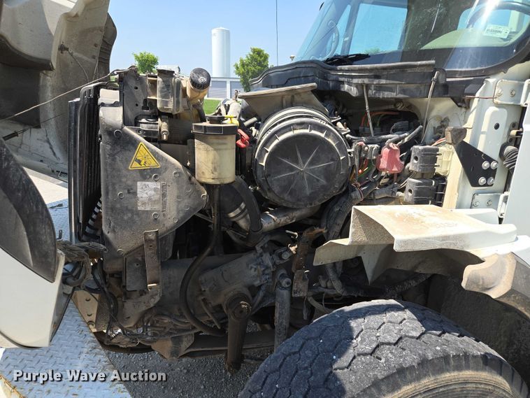 image for item EF1508 2011 International 7500 bucket truck