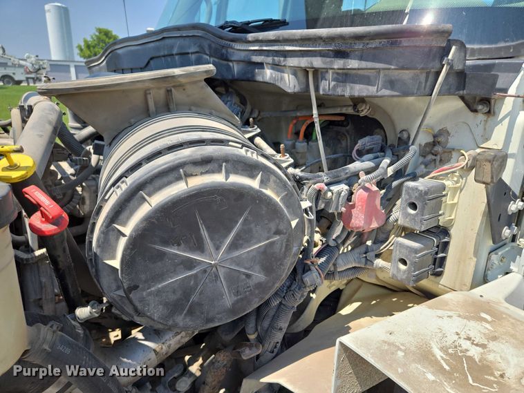 image for item EF1508 2011 International 7500 bucket truck