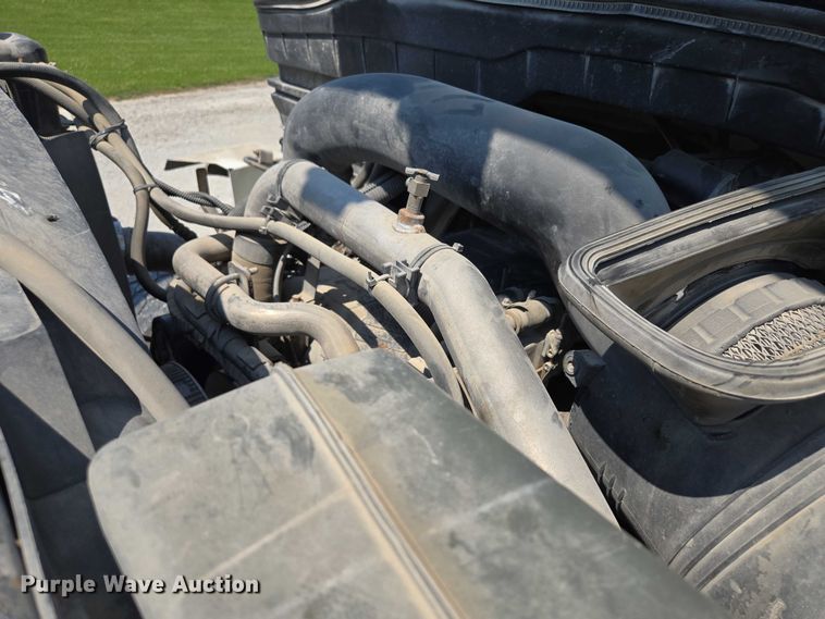 image for item EF1508 2011 International 7500 bucket truck