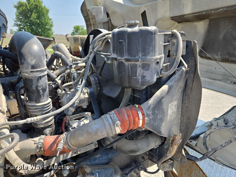 image for item EF1508 2011 International 7500 bucket truck